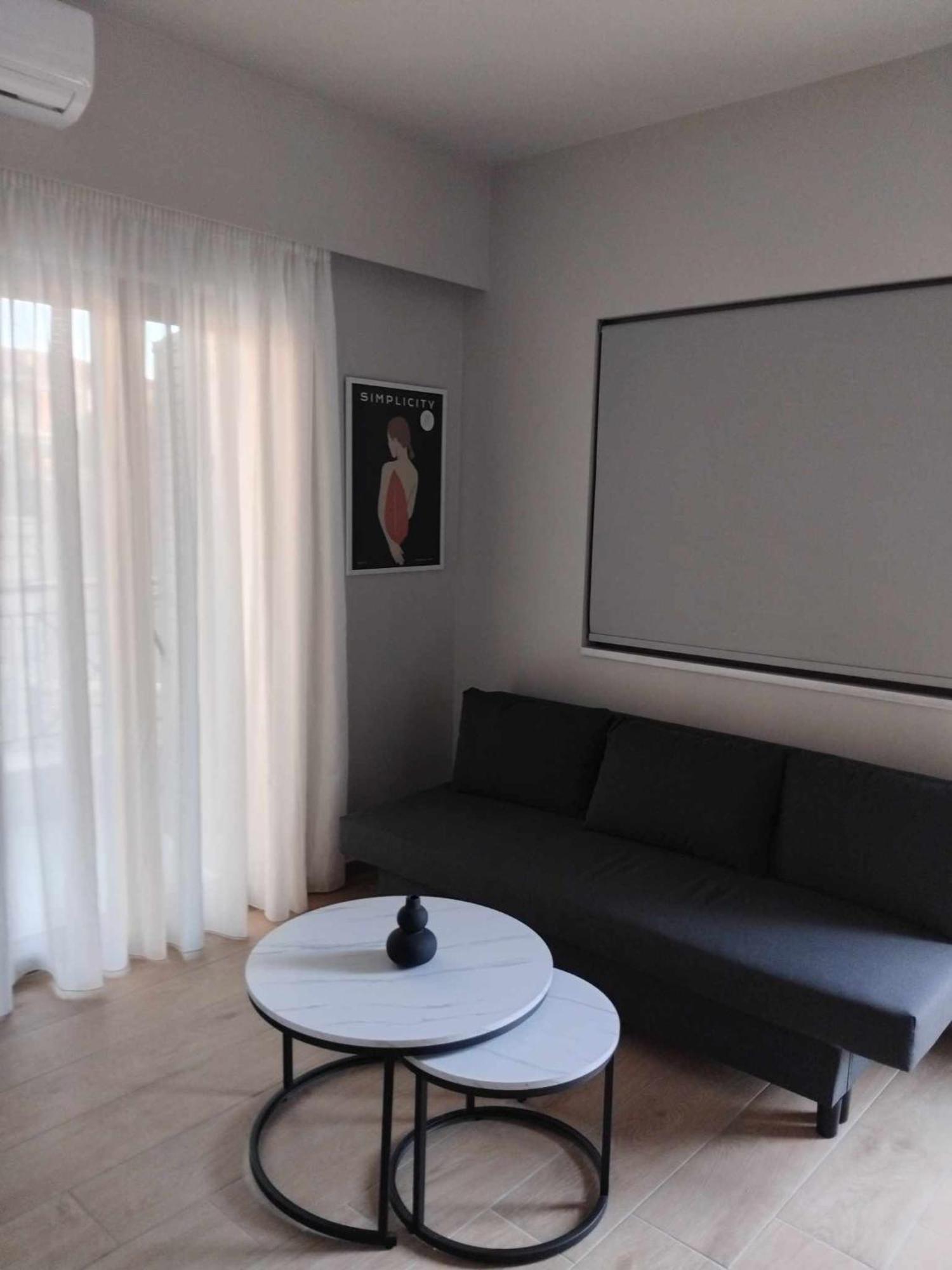 Ferienwohnung Simple, Calm And Luxurious Kalamata Exterior foto