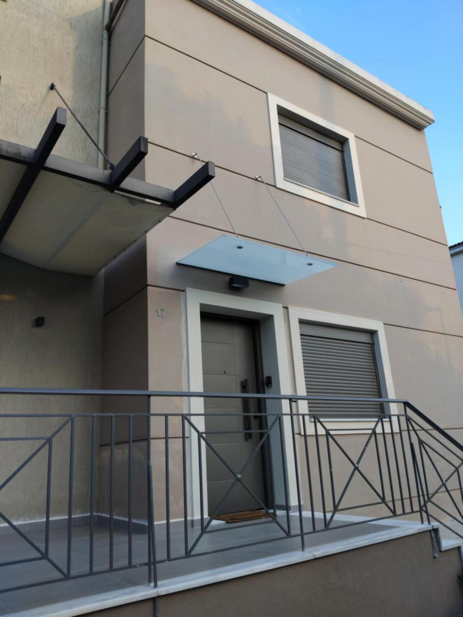 Ferienwohnung Simple, Calm And Luxurious Kalamata Exterior foto
